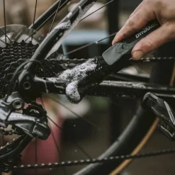 Dynamic bike careTwo Prong Brush - Brosse nettoyage vélo