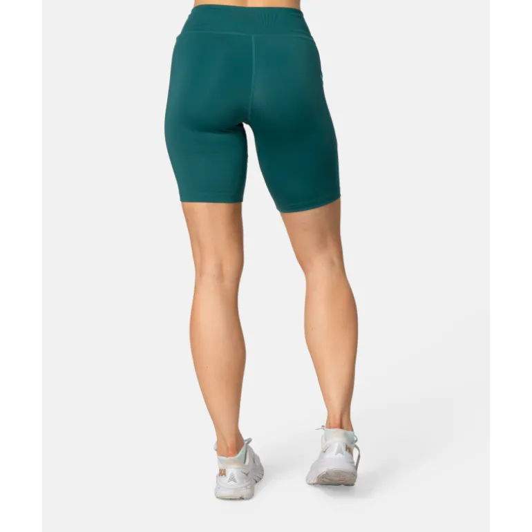 Kari TraaAva 8-inch Shorts - Short femme